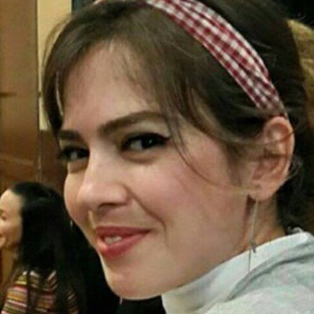 Çünkü sen çölüme yağmur , geceme gündüz oldun.